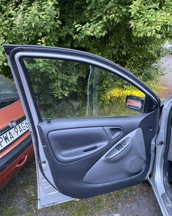 Toyota Yaris cena 3999 przebieg: 352967, rok produkcji 2000 z Poznań małe 352